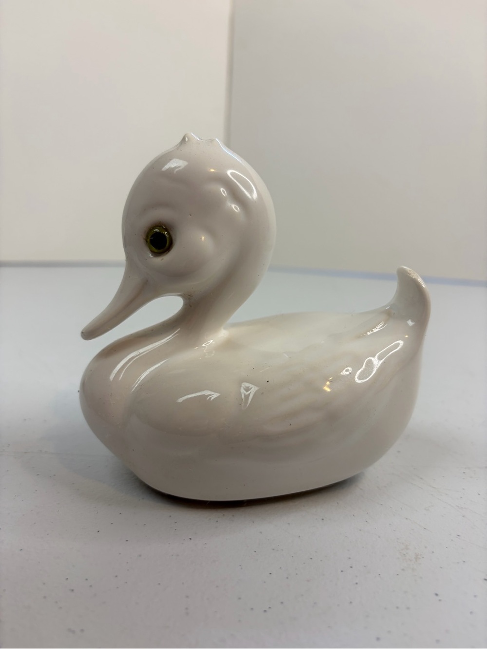 Vintage White Ceramic Duck Figurine Country Cottage Farmhouse Shelf Decor 1990s - Picture 2 of 8